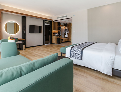 everly group lhesson executive suite